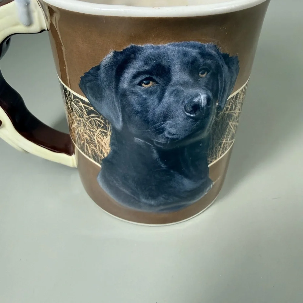 Vintage Wild Wings 'Loyal Companion Black Lab' ceramic mug. NWOT 16 OZ